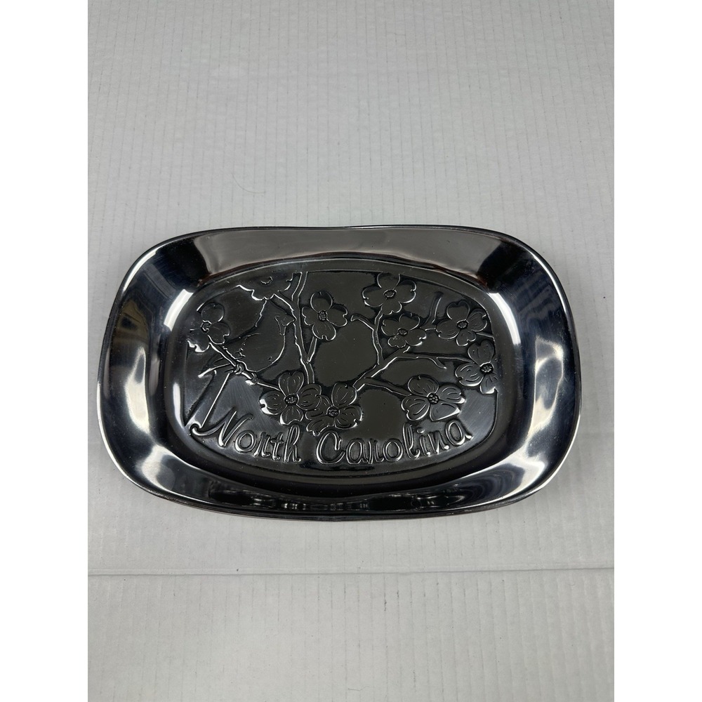 Wilton Armetale Dogwood Flower North Carolina Metal Tray